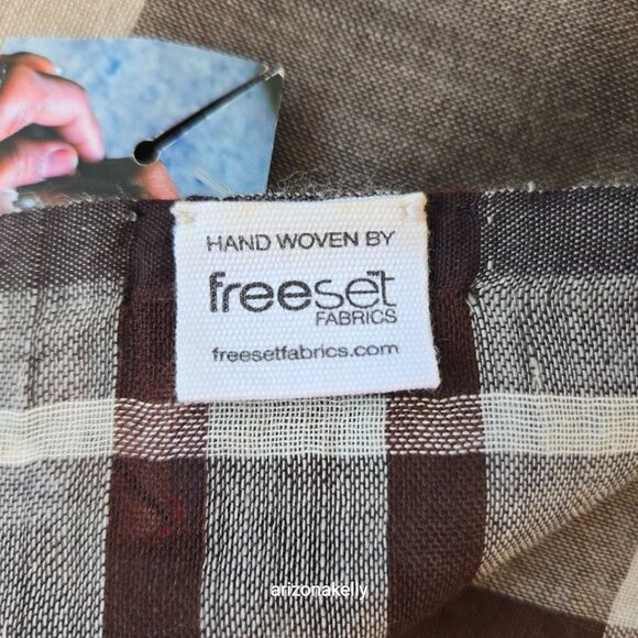 NWT Wool/Cotton Blend Lightweight Scarf Brown Tan Plaid Freeset Fabric - Picture 16 of 16